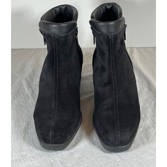 La Canadienne Black Suede Double Side Zipper Rubber Sole Bootie Size 9 - Picture 4 of 8